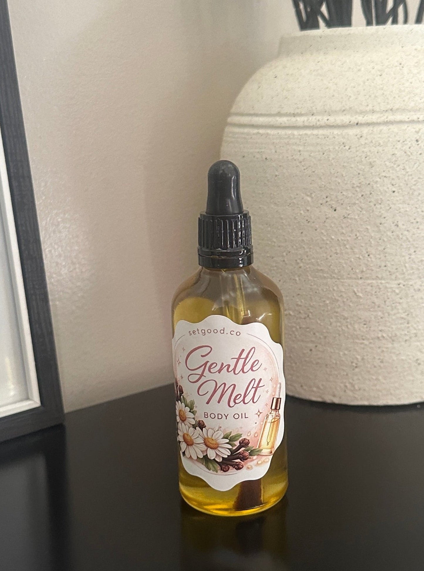 Gentle Melt Body Oil (Unscented)